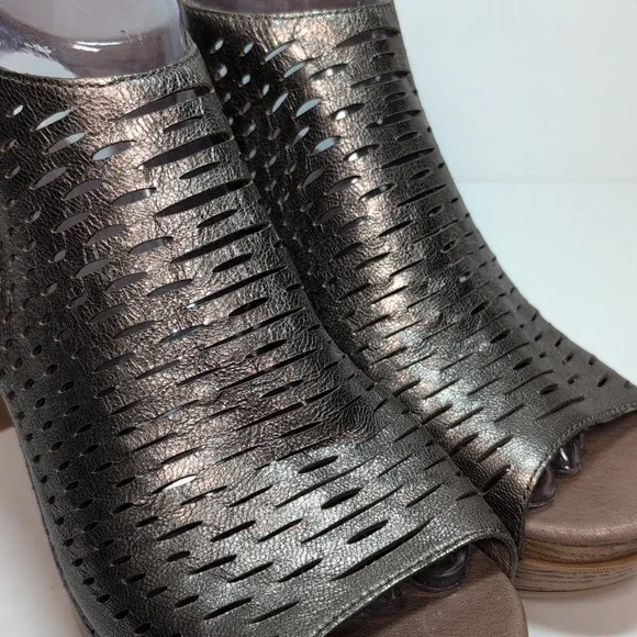 Dansko Danae perforated leather heeled sandals women's size 7.5-8  EU 38 - Picture 10 of 15